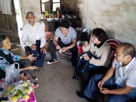 应城视佳医眼科医院领导重阳节走访慰问老人 应城视佳医眼科医院领导重阳节走访慰问老人