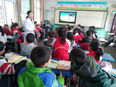 “爱眼护眼”知识讲座进校园
